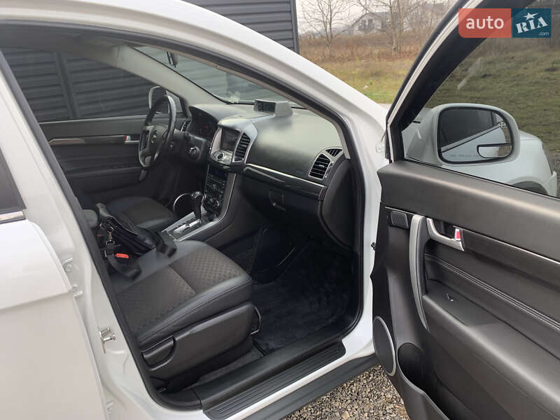 Внедорожник / Кроссовер Chevrolet Captiva 2015 в Тернополе фото 15 Внедорожник / Кроссовер Chevrolet Captiva 2015 в Тернополе