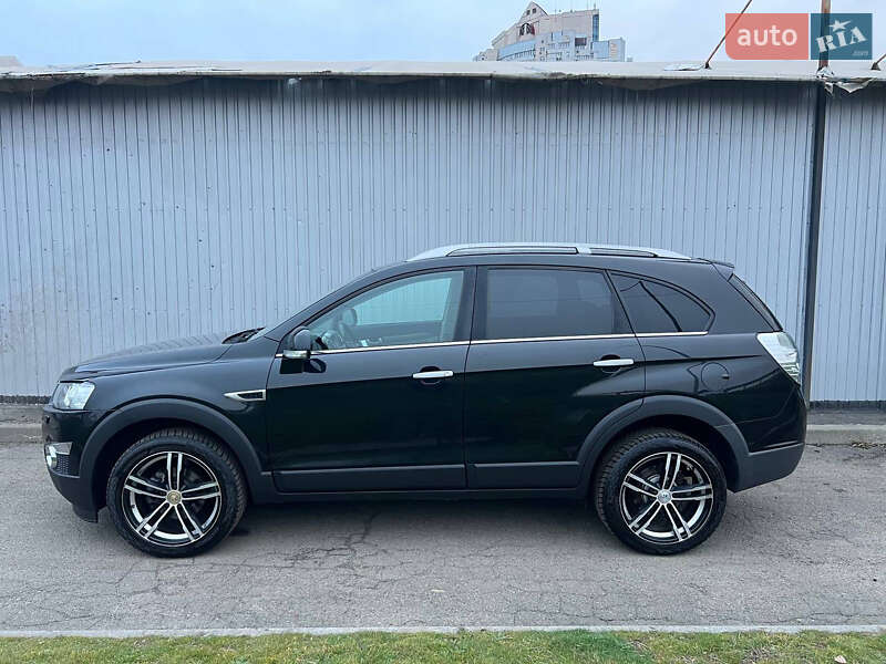 Внедорожник / Кроссовер Chevrolet Captiva 2011 в Киеве