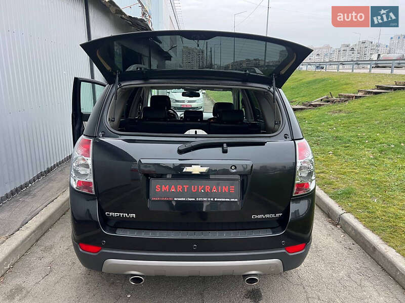 Внедорожник / Кроссовер Chevrolet Captiva 2011 в Киеве