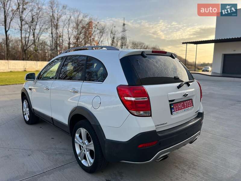Внедорожник / Кроссовер Chevrolet Captiva 2013 в Луцке