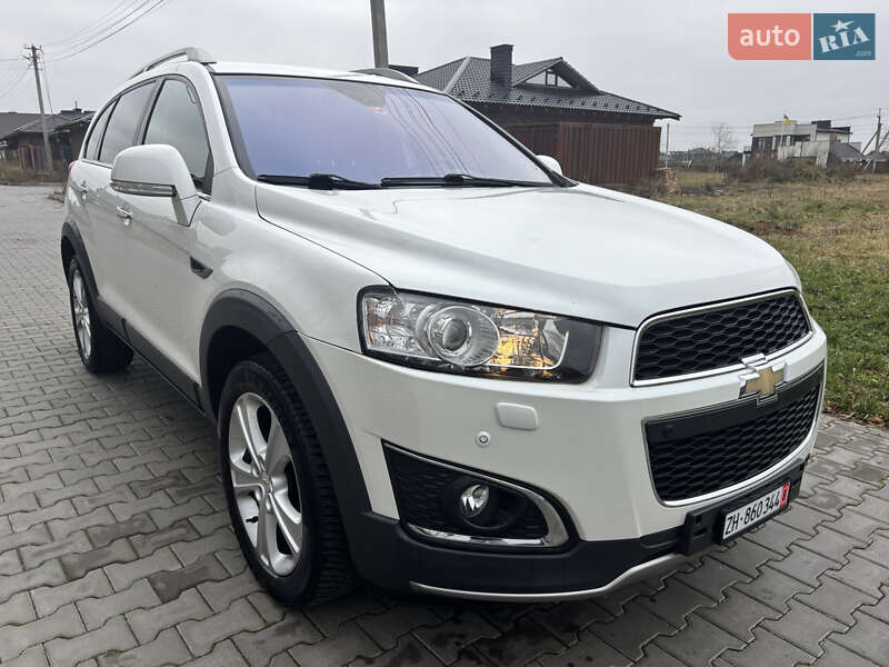Внедорожник / Кроссовер Chevrolet Captiva 2013 в Луцке
