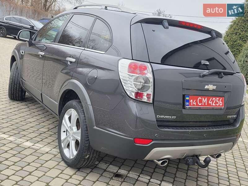 Внедорожник / Кроссовер Chevrolet Captiva 2012 в Ивано-Франковске