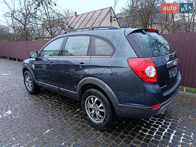 Внедорожник / Кроссовер Chevrolet Captiva 2008 в Житомире