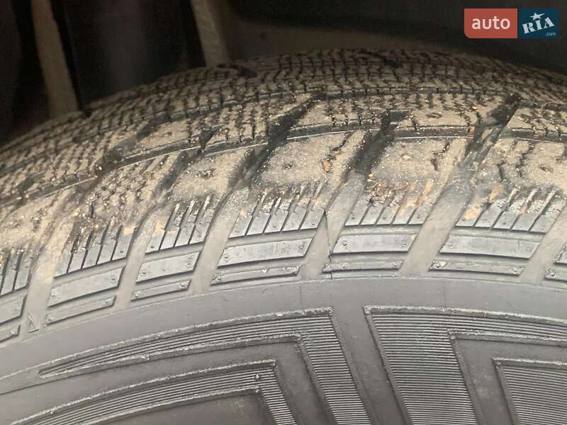 Позашляховик / Кросовер Chevrolet Captiva 2011 в Києві