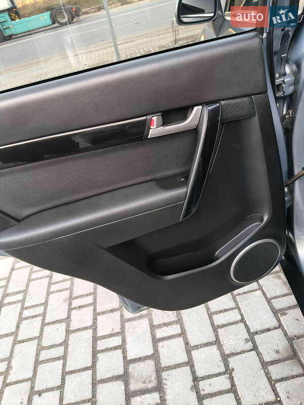 Внедорожник / Кроссовер Chevrolet Captiva 2011 в Ивано-Франковске