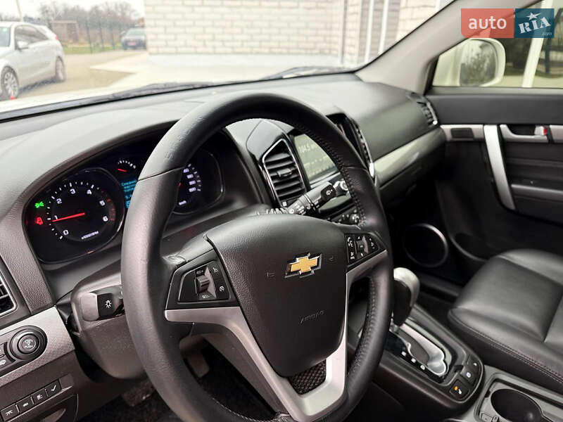 Позашляховик / Кросовер Chevrolet Captiva 2016 в Тернополі