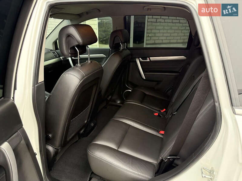 Позашляховик / Кросовер Chevrolet Captiva 2016 в Тернополі