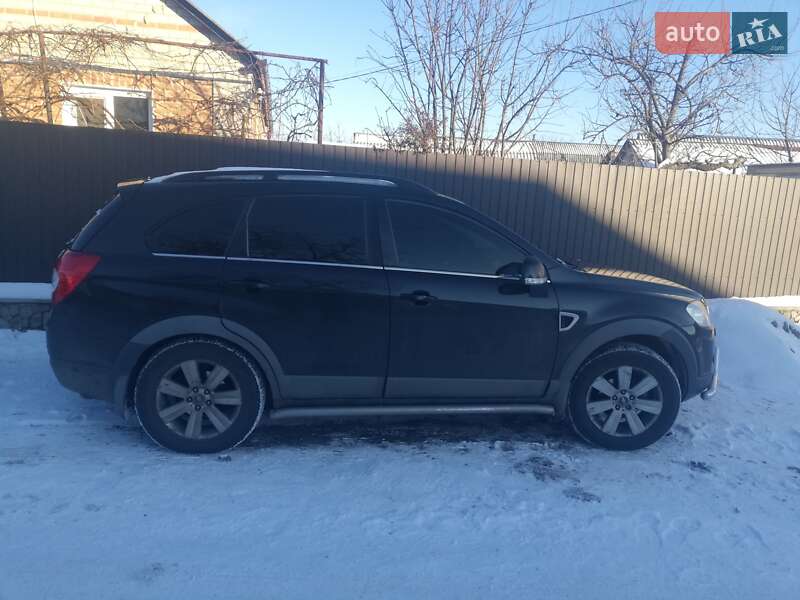 Позашляховик / Кросовер Chevrolet Captiva 2008 в Богуславі фото 3 Позашляховик / Кросовер Chevrolet Captiva 2008 в Богуславі