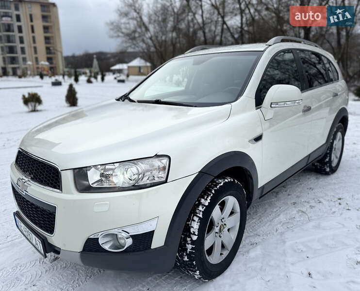 Внедорожник / Кроссовер Chevrolet Captiva 2012 в Сваляве