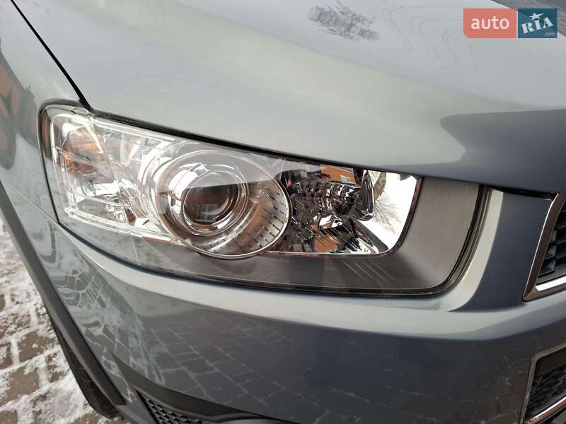Внедорожник / Кроссовер Chevrolet Captiva 2012 в Ивано-Франковске
