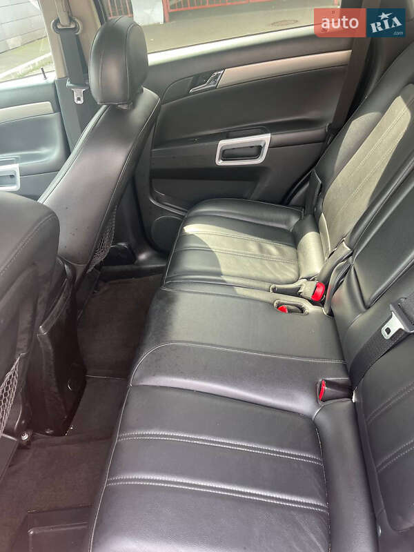 Внедорожник / Кроссовер Chevrolet Captiva 2012 в Киеве