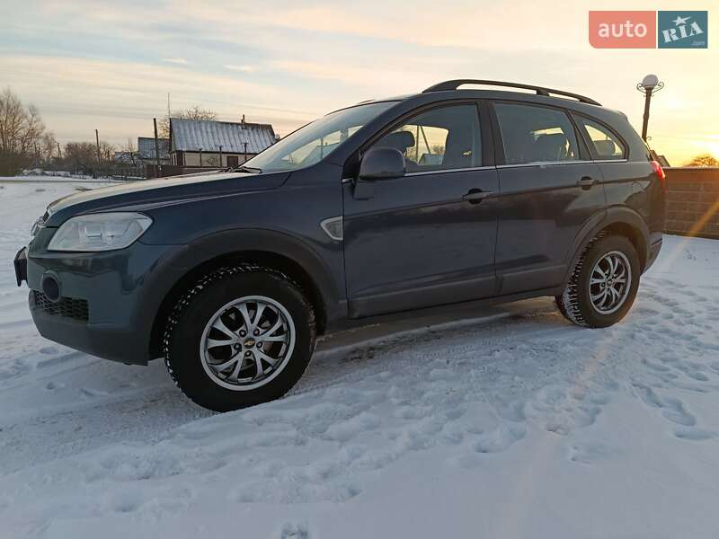 Внедорожник / Кроссовер Chevrolet Captiva 2008 в Житомире