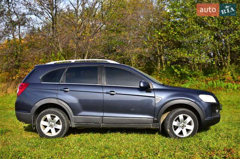 Внедорожник / Кроссовер Chevrolet Captiva 2008 в Вижнице
