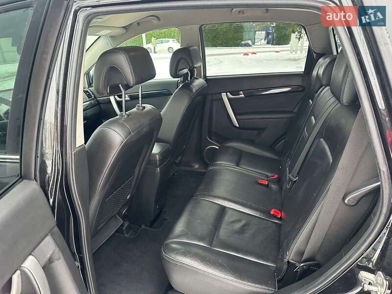 Внедорожник / Кроссовер Chevrolet Captiva 2011 в Луцке фото 13 Внедорожник / Кроссовер Chevrolet Captiva 2011 в Луцке