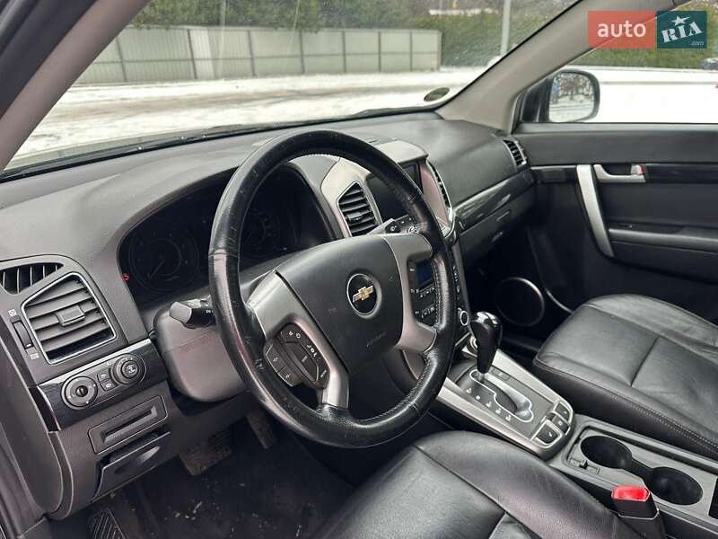 Внедорожник / Кроссовер Chevrolet Captiva 2011 в Луцке фото 12 Внедорожник / Кроссовер Chevrolet Captiva 2011 в Луцке