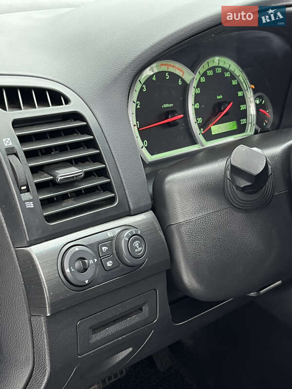 Внедорожник / Кроссовер Chevrolet Captiva 2007 в Шостке