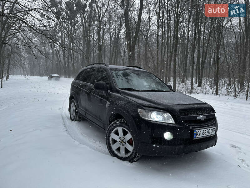 Внедорожник / Кроссовер Chevrolet Captiva 2008 в Киеве