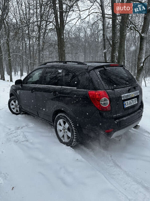Внедорожник / Кроссовер Chevrolet Captiva 2008 в Киеве