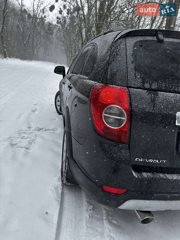 Внедорожник / Кроссовер Chevrolet Captiva 2008 в Киеве