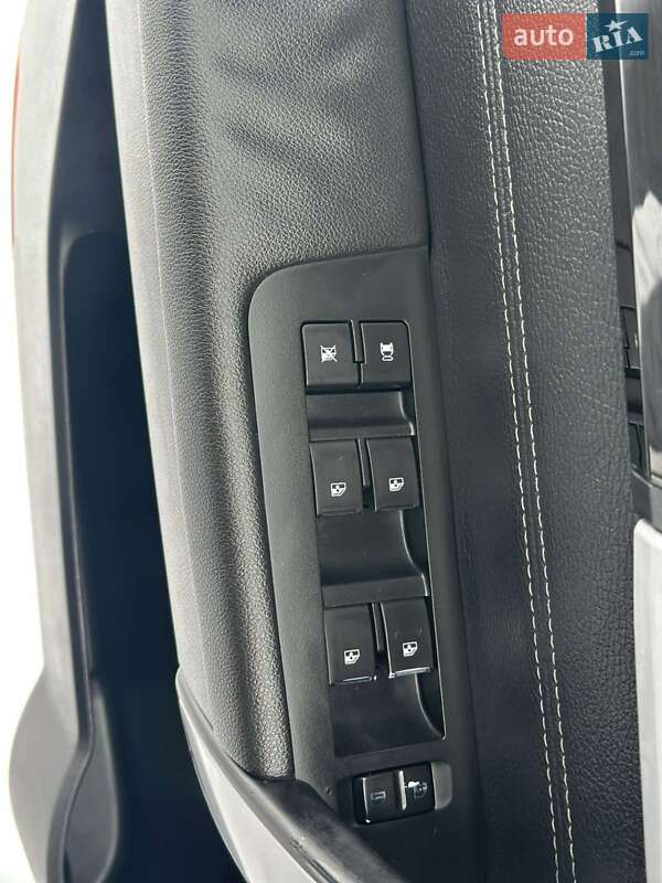 Внедорожник / Кроссовер Chevrolet Captiva 2013 в Ивано-Франковске