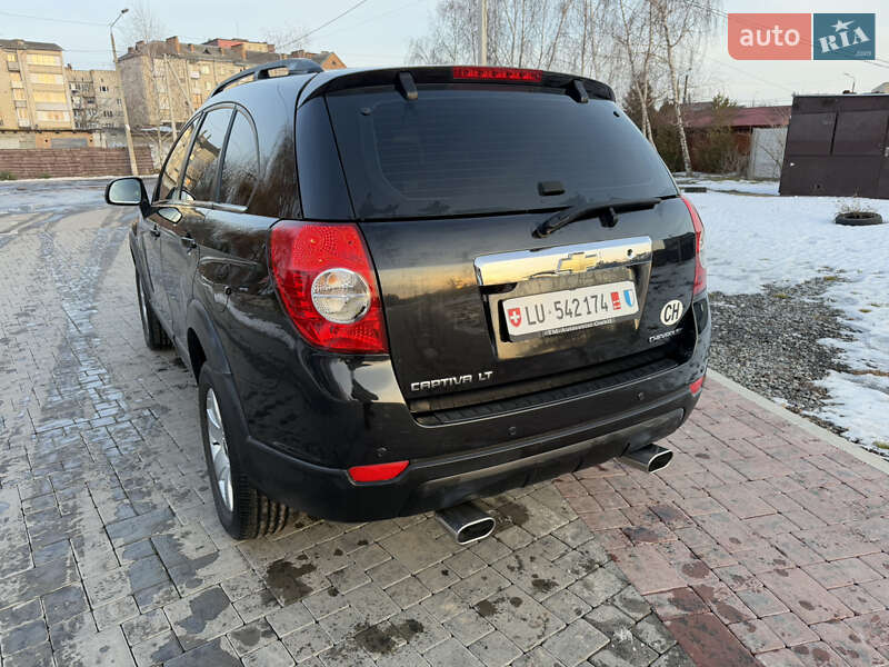 Внедорожник / Кроссовер Chevrolet Captiva 2010 в Здолбунове