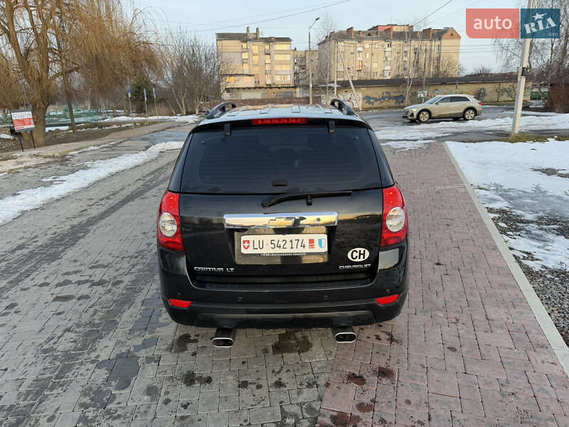 Внедорожник / Кроссовер Chevrolet Captiva 2010 в Здолбунове