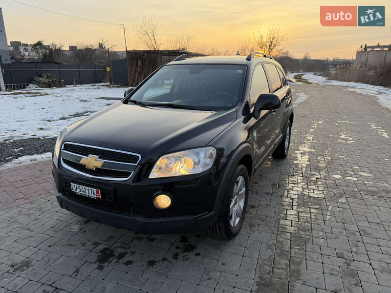 Внедорожник / Кроссовер Chevrolet Captiva 2010 в Здолбунове