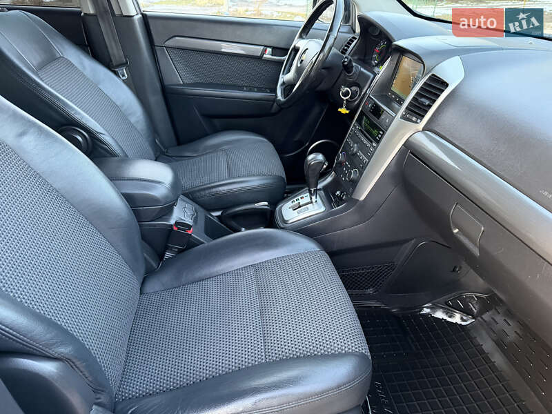 Внедорожник / Кроссовер Chevrolet Captiva 2010 в Здолбунове