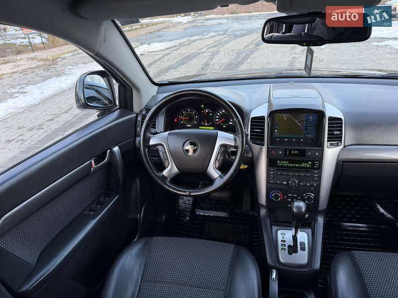 Внедорожник / Кроссовер Chevrolet Captiva 2010 в Здолбунове