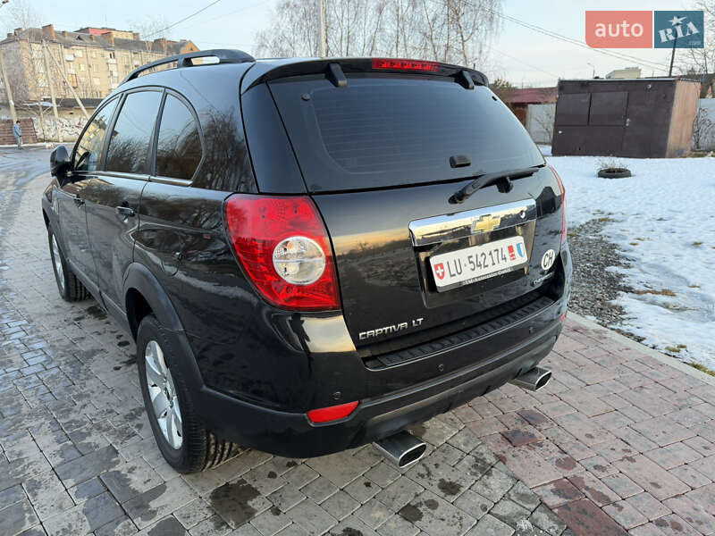 Внедорожник / Кроссовер Chevrolet Captiva 2010 в Здолбунове