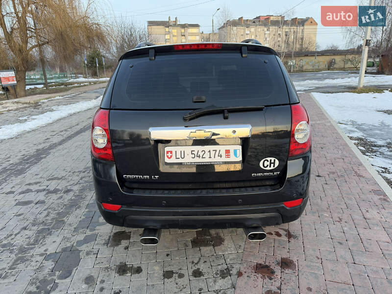 Внедорожник / Кроссовер Chevrolet Captiva 2010 в Здолбунове