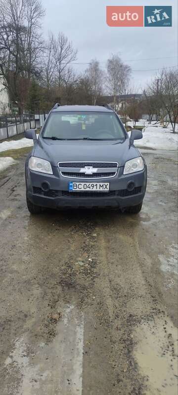 Внедорожник / Кроссовер Chevrolet Captiva 2010 в Бурштыне