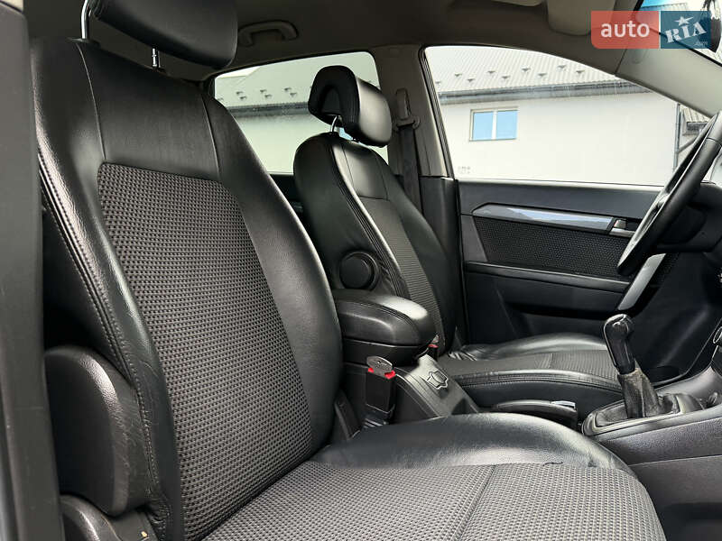 Внедорожник / Кроссовер Chevrolet Captiva 2008 в Дрогобыче