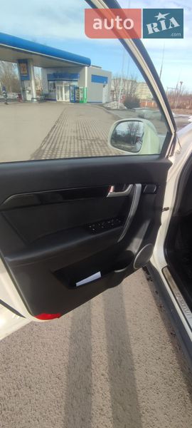 Внедорожник / Кроссовер Chevrolet Captiva 2011 в Калиновке