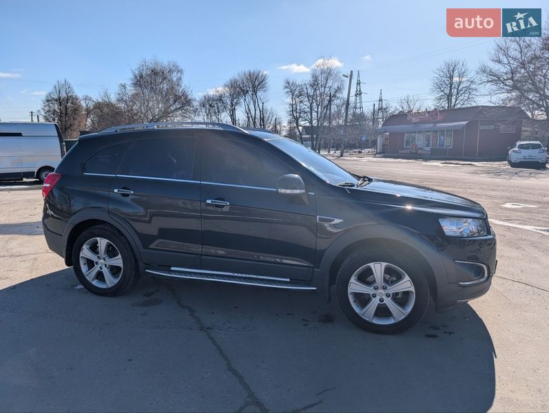 Внедорожник / Кроссовер Chevrolet Captiva 2016 в Миргороде