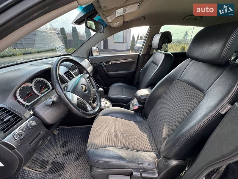 Внедорожник / Кроссовер Chevrolet Captiva 2009 в Стрые