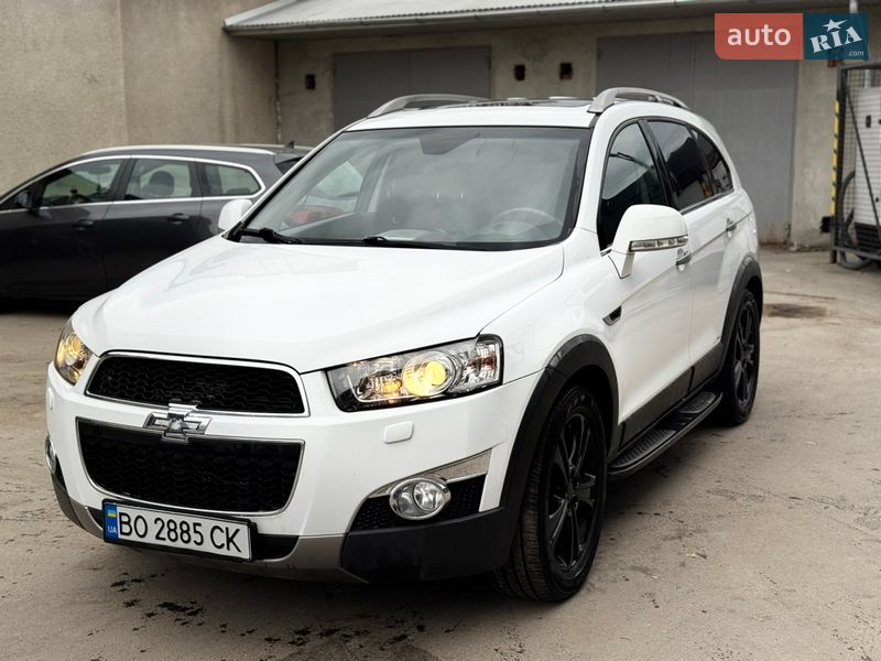 Позашляховик / Кросовер Chevrolet Captiva 2012 в Чорткові
