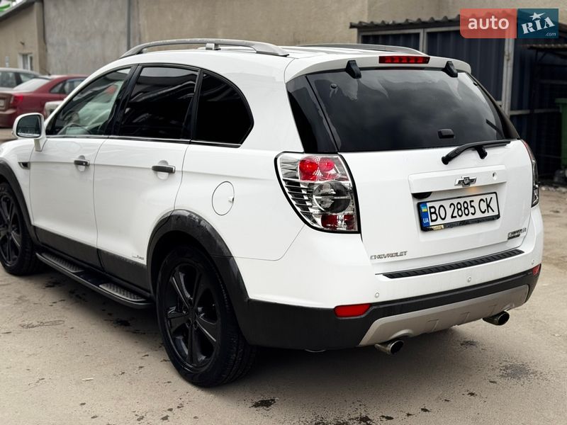 Позашляховик / Кросовер Chevrolet Captiva 2012 в Чорткові
