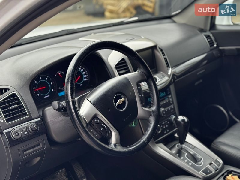 Позашляховик / Кросовер Chevrolet Captiva 2012 в Чорткові