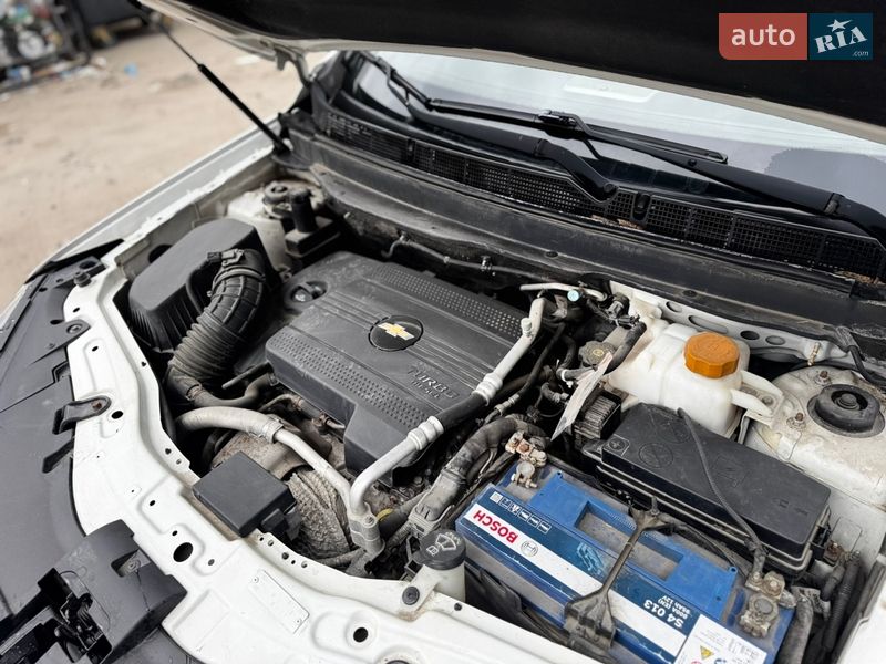 Позашляховик / Кросовер Chevrolet Captiva 2012 в Чорткові