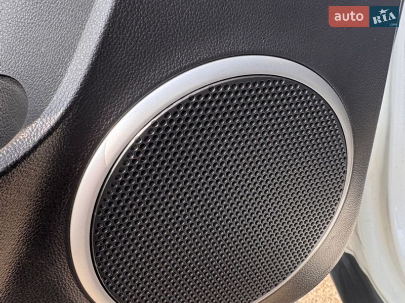 Позашляховик / Кросовер Chevrolet Captiva 2015 в Луцьку