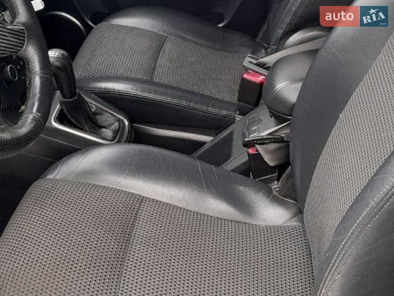 Внедорожник / Кроссовер Chevrolet Captiva 2008 в Харькове