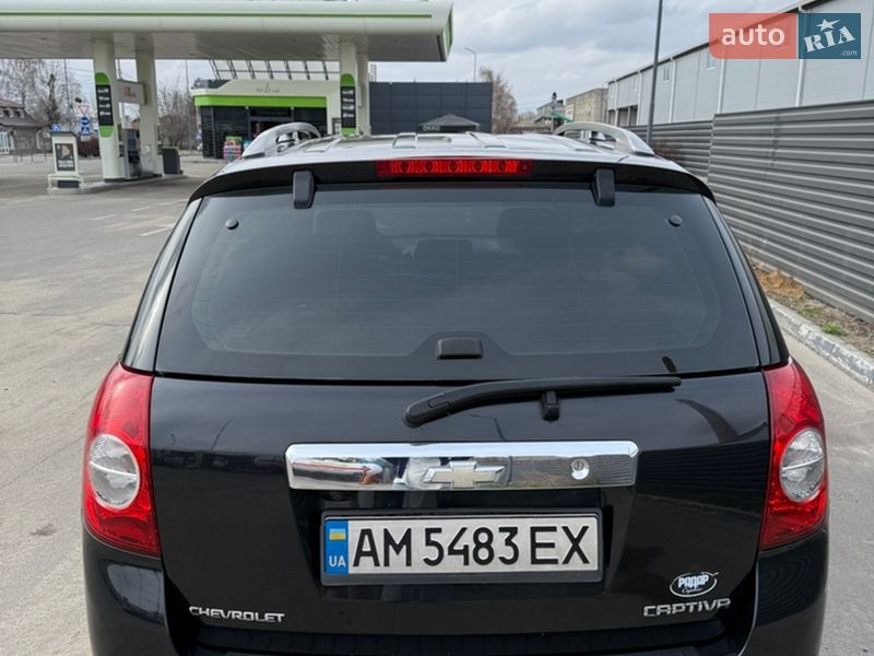 Позашляховик / Кросовер Chevrolet Captiva 2012 в Житомирі