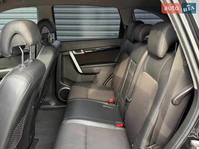 Позашляховик / Кросовер Chevrolet Captiva 2012 в Житомирі