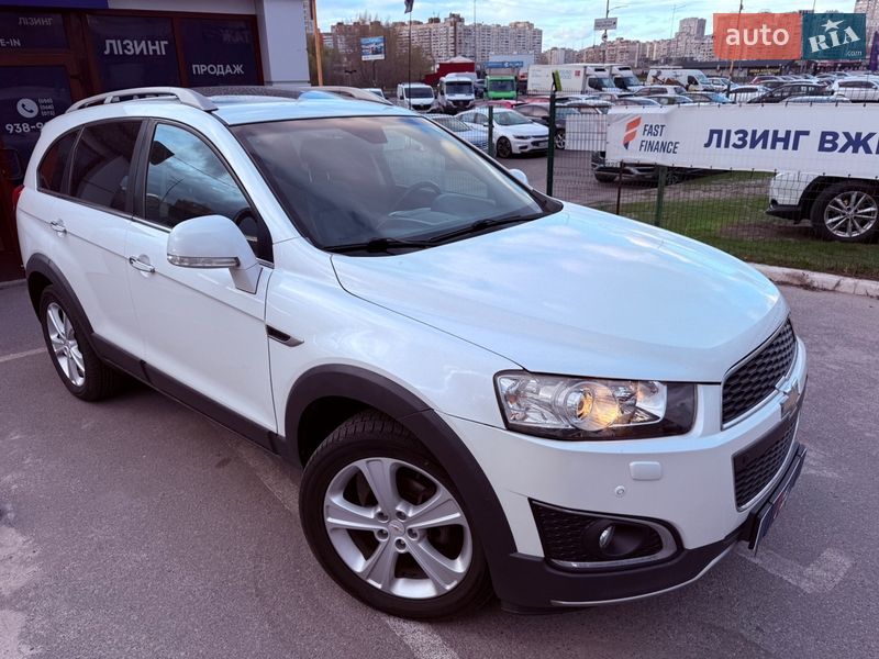 Внедорожник / Кроссовер Chevrolet Captiva 2013 в Киеве