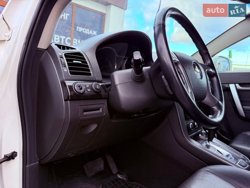 Внедорожник / Кроссовер Chevrolet Captiva 2013 в Киеве
