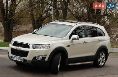 Внедорожник / Кроссовер Chevrolet Captiva 2011 в Радомышле