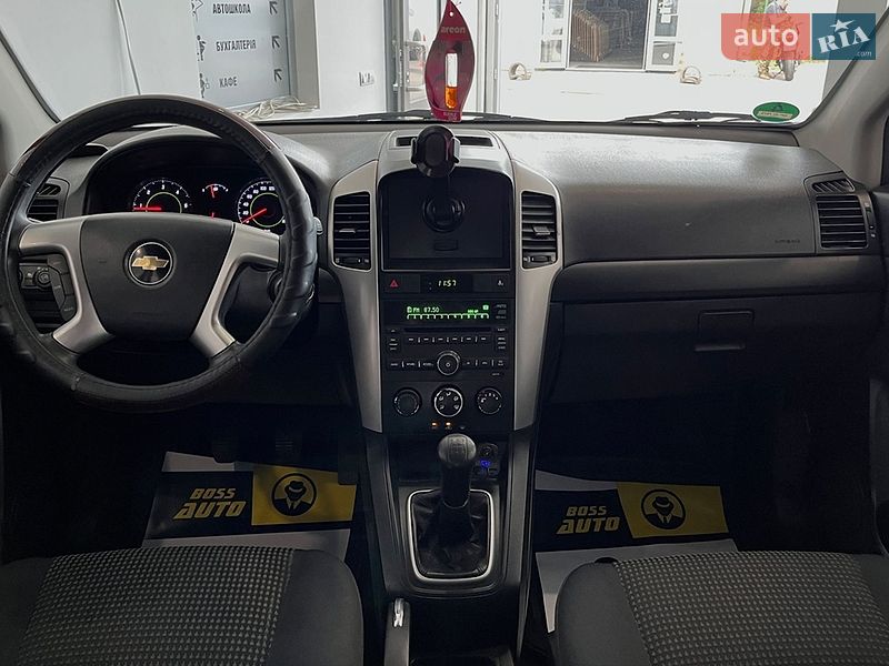 Внедорожник / Кроссовер Chevrolet Captiva 2010 в Львове