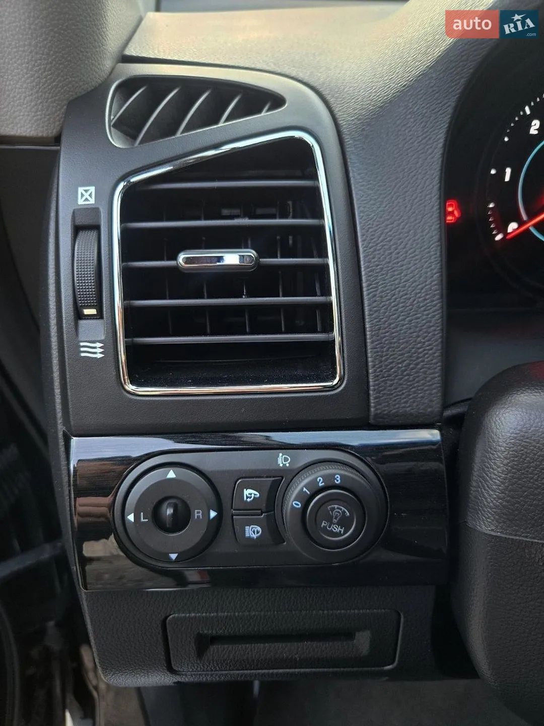 2012 Chevrolet Captiva - мініатюра 15
