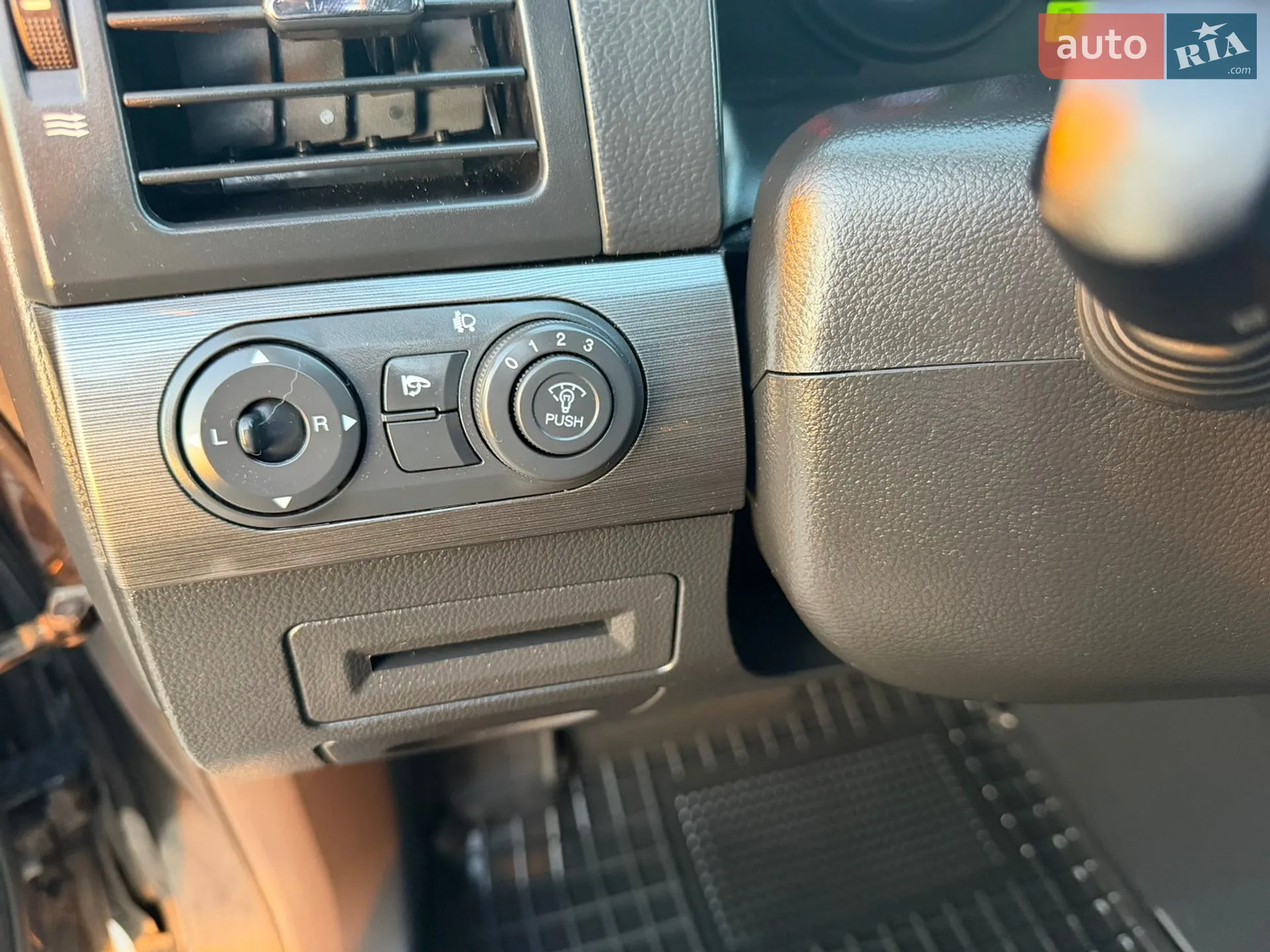 2010 Chevrolet Captiva - мініатюра 31